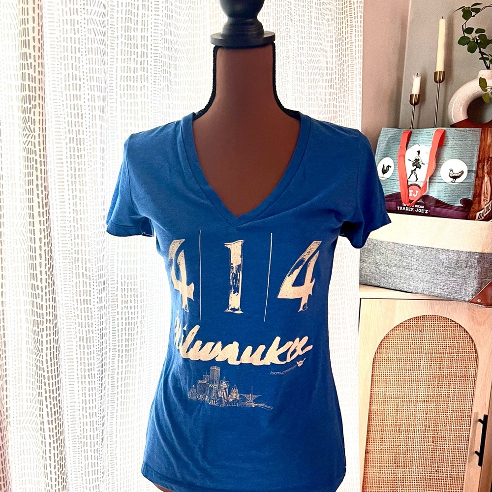 Fitted Blue Short Sleeve 414 Milwaukee T-Shirt